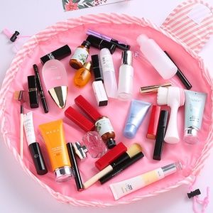 New! Pull Together Vanity Makeup Toiletry Bag.